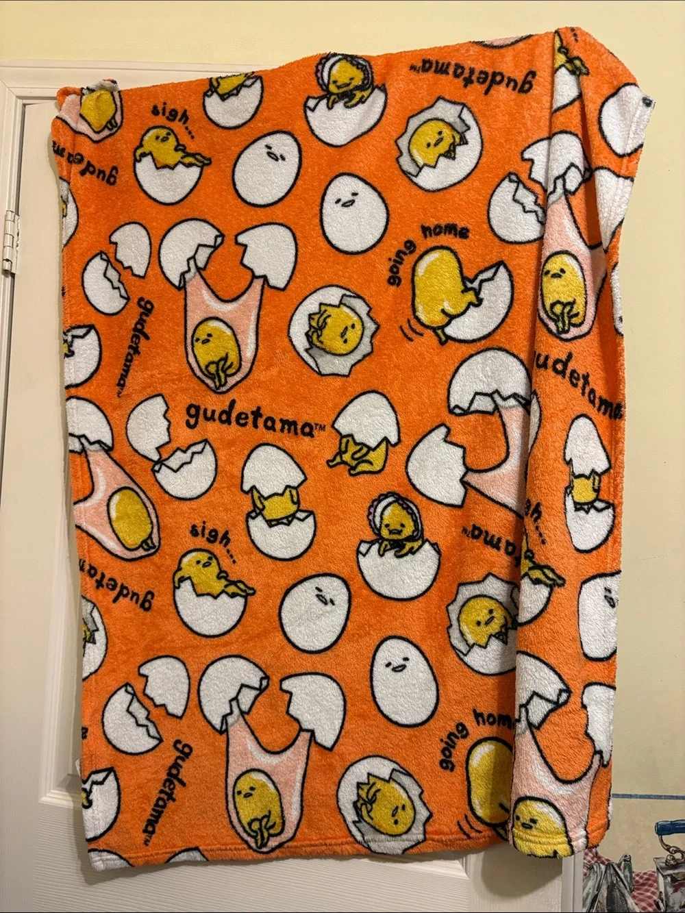 Gudetama the Lazy Egg Plush w/ Gudetama Blanket